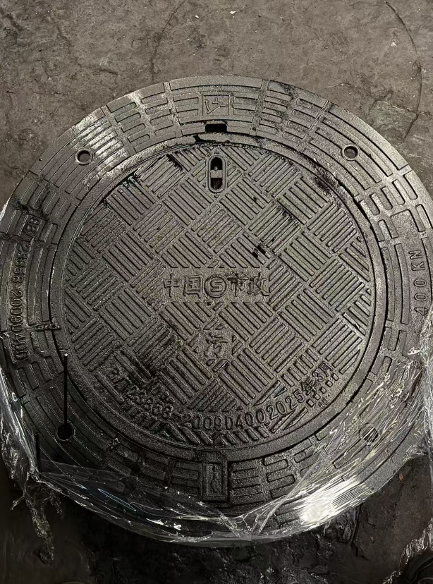 永寿球墨铸铁防沉降井盖展示